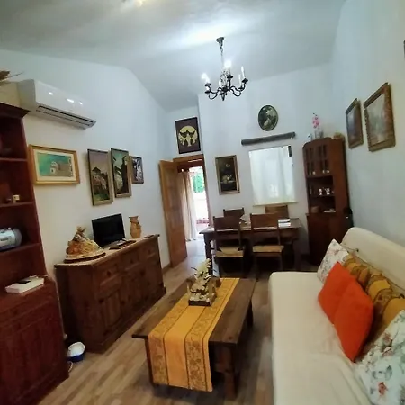 Alborada Apartament *